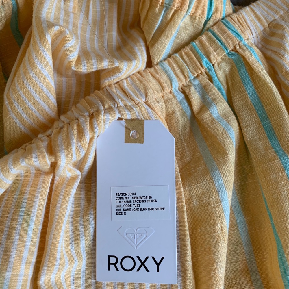NWT Top from Roxy - Picture 3 of 3